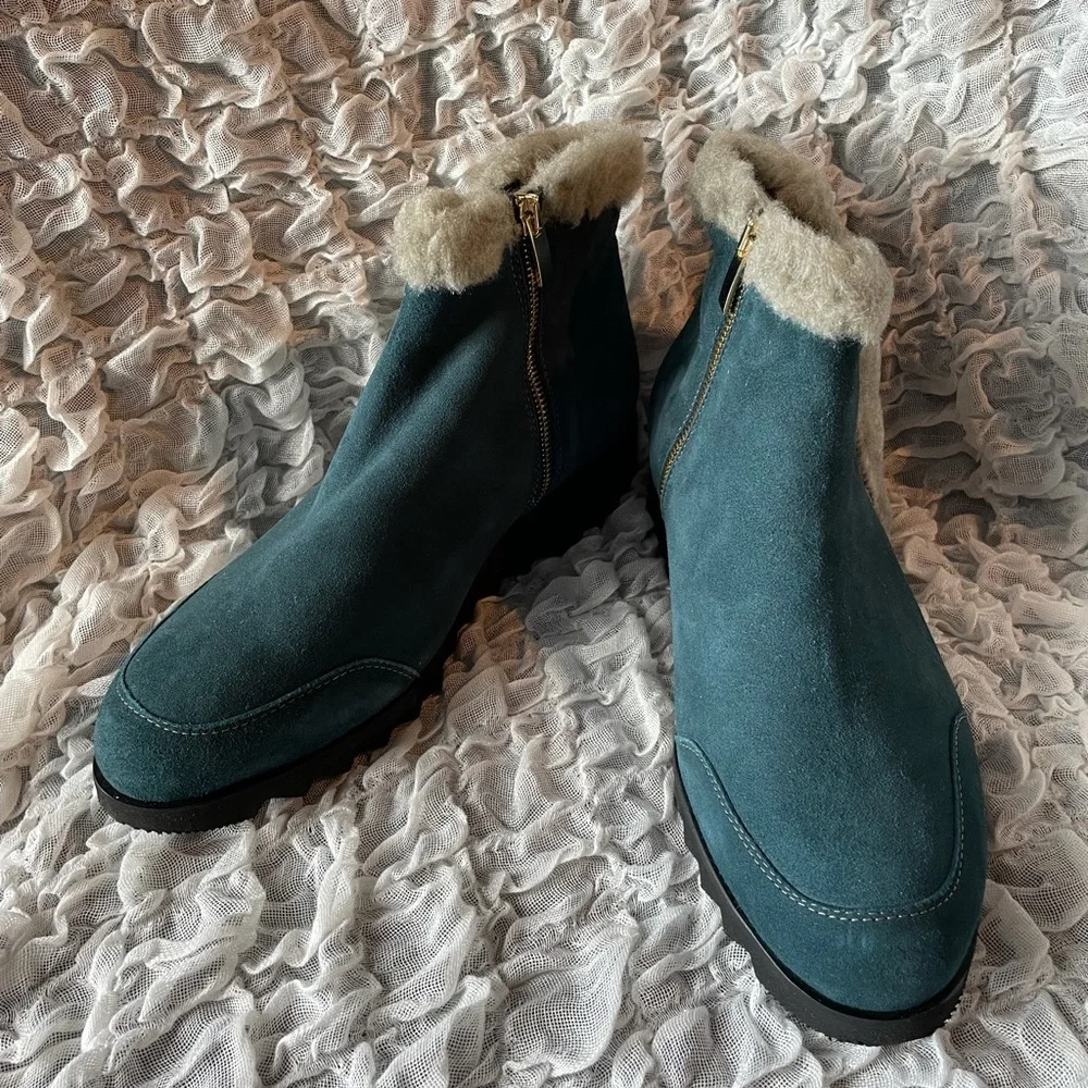 💥NWT💥 Ron White Adaley Faux Shearling Trimmed boot - Picture 8 of 12